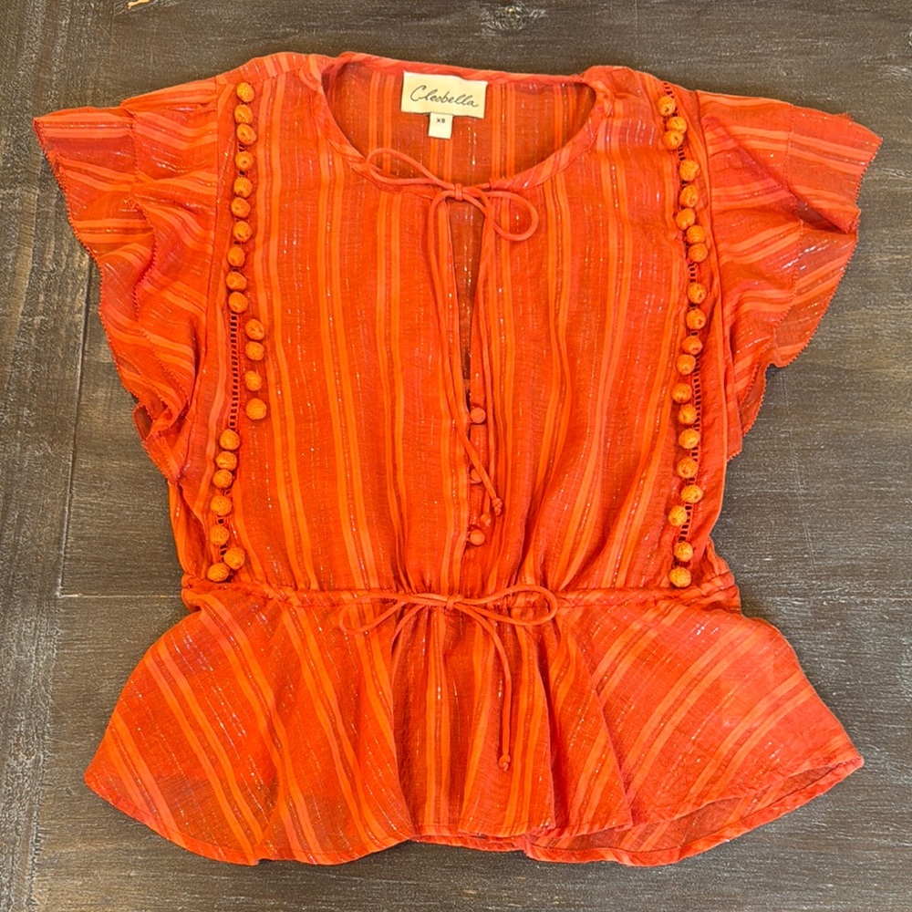 Cleobella Women’s Blouse Size XS Orange Silver Ruffled hem Short sleeve